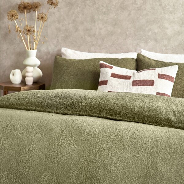 Riviera Yard Boucle Duvet Cover & Pillowcase Set