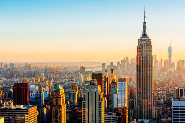 Art Photography Manhattan skyline on a sunny day, Alexander Spatari, (40 x 26.7 cm)