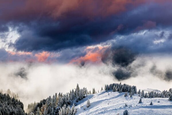 Art Photography Dramatic dawn in winter mountains in the Alps, Anton Petrus, (40 x 26.7 cm)