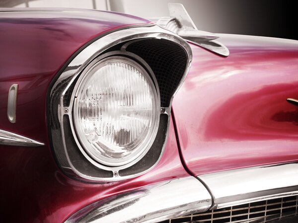 Photography American classic car Bel Air 1957 Headlight, Beate Gube, (40 x 30 cm)
