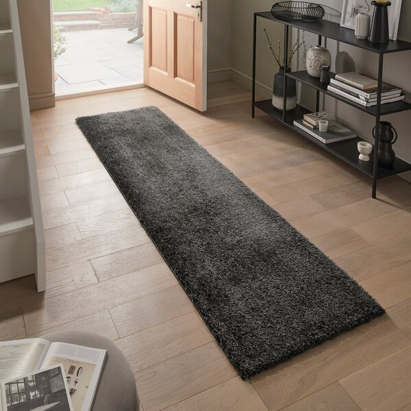 Indulgence Shaggy Runner Indulgence Graphite