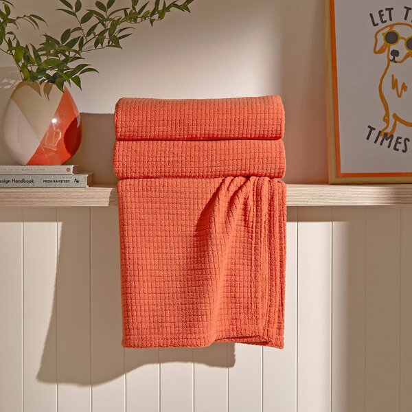 Mini Grid Fleece Throw 130cm x 180cm Tigerlily