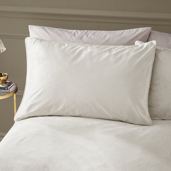 Catherine Lansfield Kingsley Soft Matt Velvet Duvet Cover and Pillowcase Set