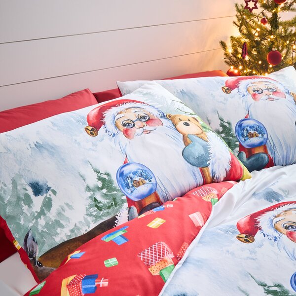 Catherine Lansfield Retro Santa Duvet Cover and Pillowcase Set