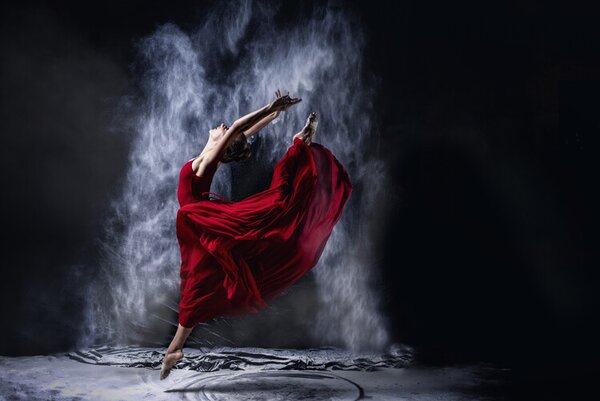 Photography Red Dancing, Petr Kleiner