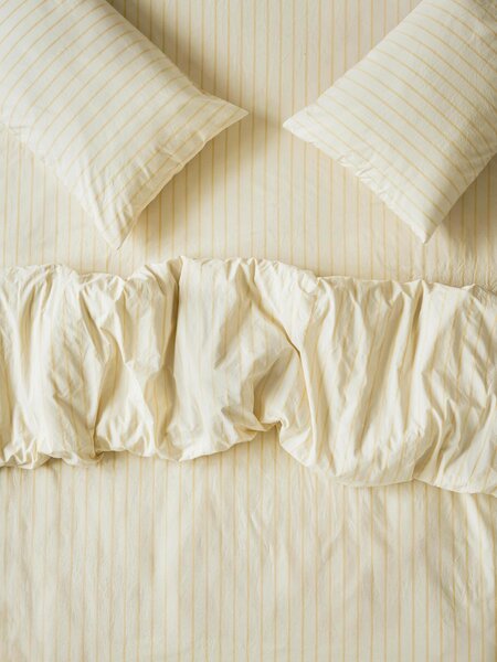 Butter Yellow Slumber Stripe Cotton Duvet Cover | Single | Piglet in Bed