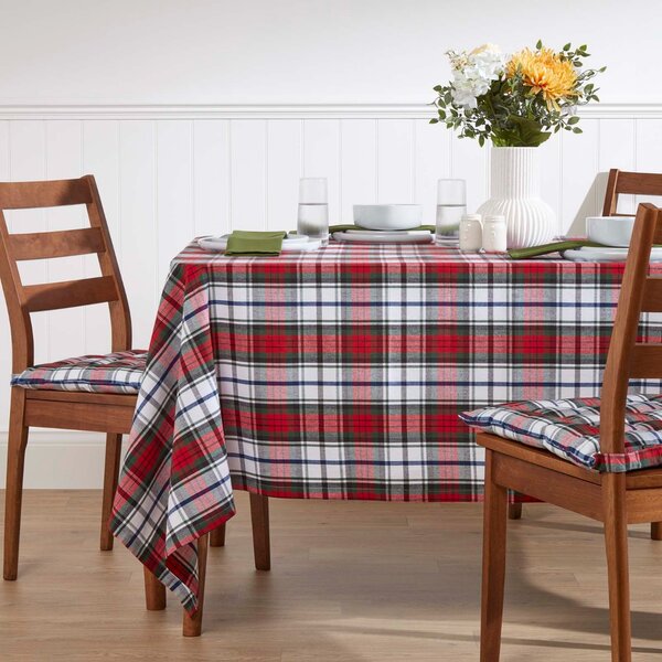 Homescapes Cotton Christmas Macduff Tartan Tablecloth, 54 x 70 Inches