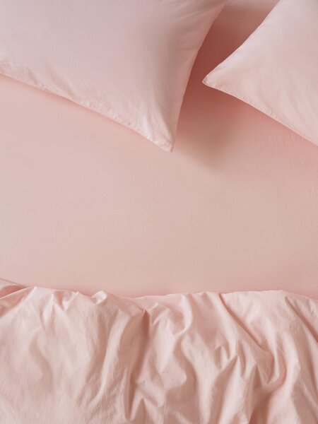 Poetic Pink Washed Cotton Percale Fitted Sheet | King | Piglet in Bed