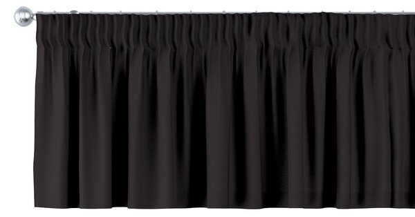 Pencil pleat pelmet