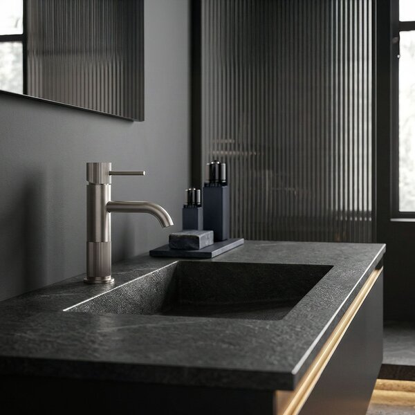 Bathroom faucet Rea Lungo Stripe Brush Nickel Low
