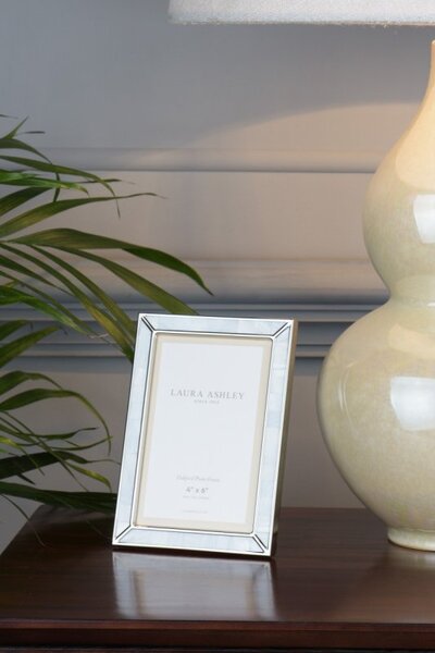Laura Ashley LA3756183-Q Oakford Photo Frame In Mother Of Pearl Finish 4 x 6"