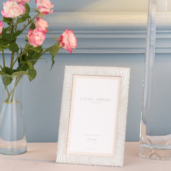 Laura Ashley LA3756170-Q Sealand Photo Frame In Polished Silver Finish 4 x 6"
