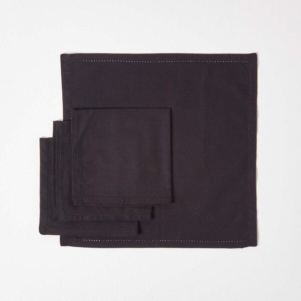 Homescapes Black Cotton Fabric 4 Napkins Set