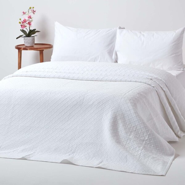 White Cotton Contemporary Diamond Pattern Matelassé Bedspread, Single