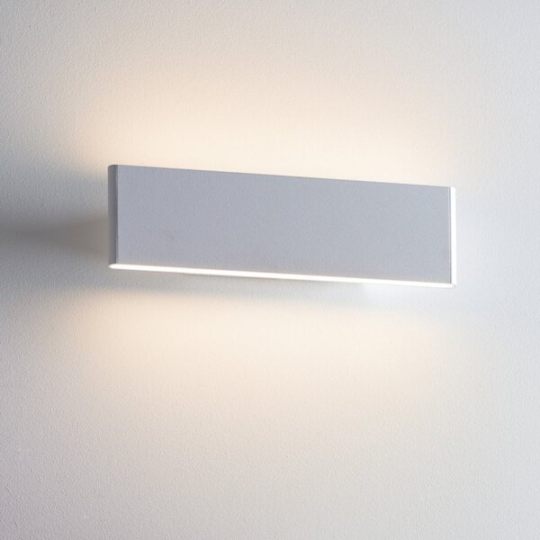 2 Light Wall Light In Textured Matt White Paint - Length: 285mm