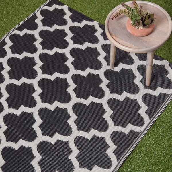 Homescapes Waterproof Black & White Outdoor Rug Geometric 120 x 180 cm