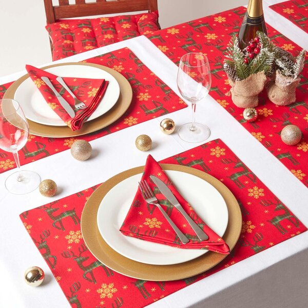 Homescapes Set of 4 Red Placemats Cotton Christmas Reindeer Design