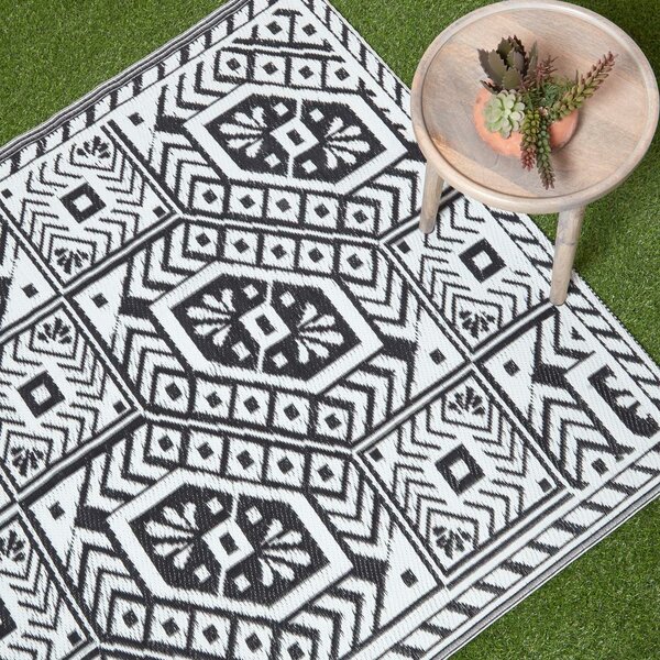 Homescapes Black Outdoor Garden Rug Waterproof Geometric Design