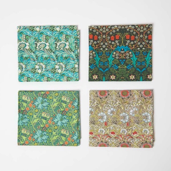 Homescapes Set of 4 Green William Morris Fat Quarters