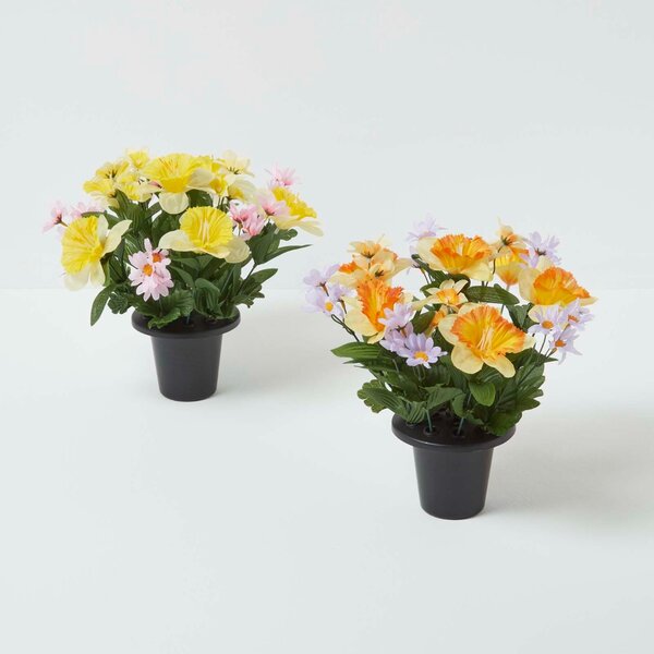 Homescapes Set of 2 Daisy & Daffodil Artificial Flowers in Grave Pot