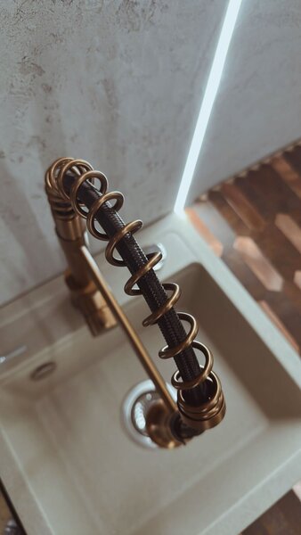 Kitchen faucet REA Colin Brush Copper