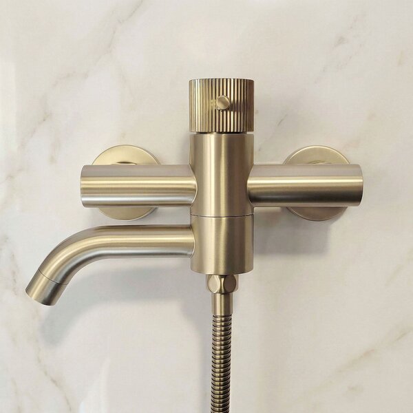 Bathroom faucet REA Lungo Stripe Gold Brush