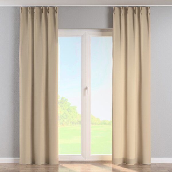 Double pinch pleat curtain