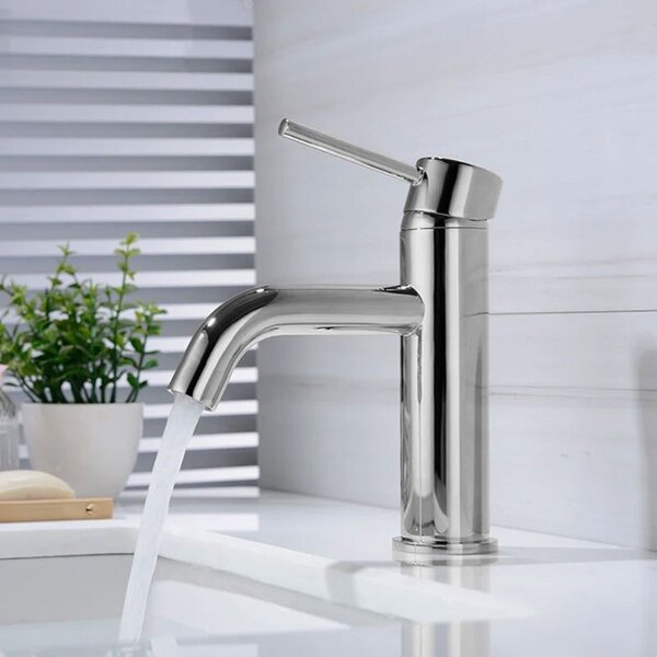 Bathroom faucet Rea Lungo Chrome