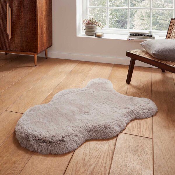 Super Teddy Single Faux Sheepskin 60cm x 90cm Rug Silver