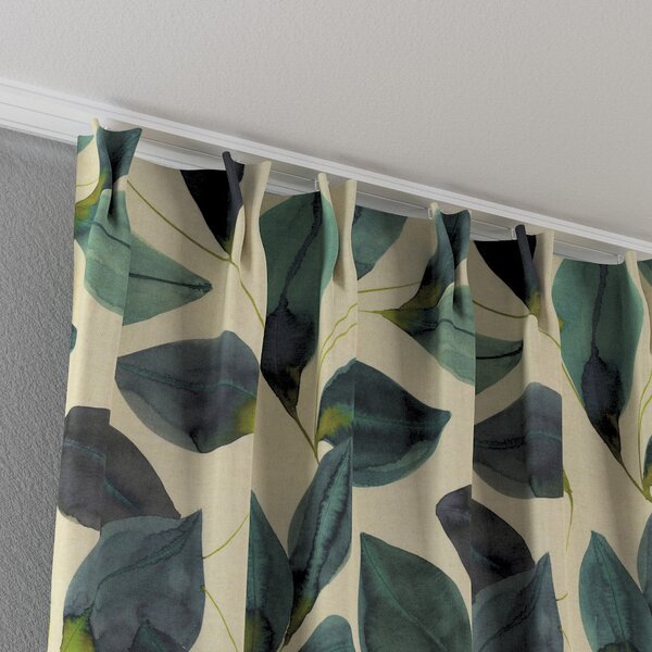 Double pinch pleat curtain