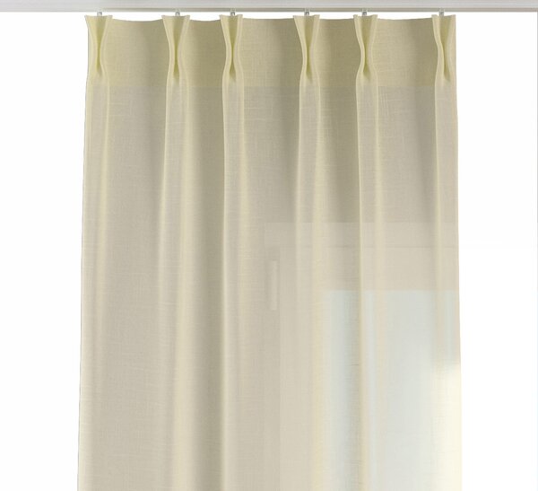 Double pinch pleat curtain