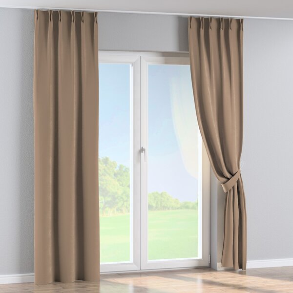 Double pinch pleat curtain