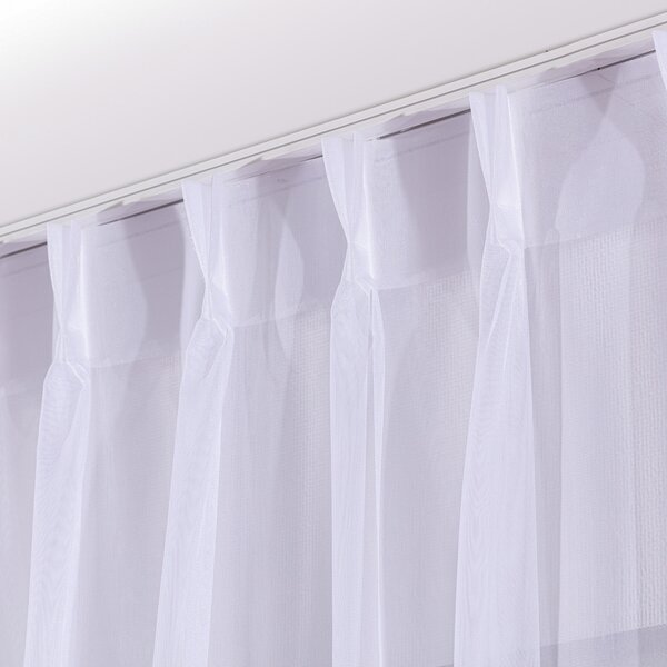 Net curtain with double pinch pleat