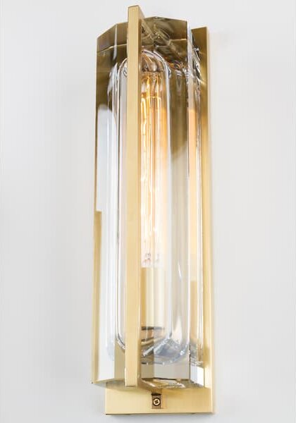 Hawkins Wall Light, Brass - Andrew Martin