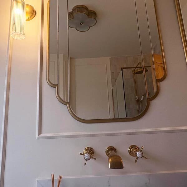 Marnie Mirror, Mirror - Andrew Martin