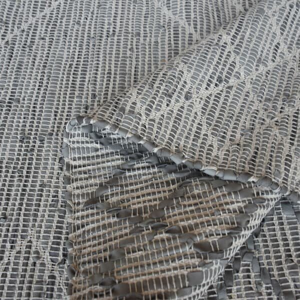 Sama, Rug, 5' x 8', Silver - Andrew Martin