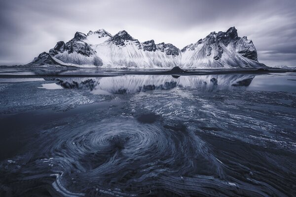 Photography Ice on Stokksnes, Jorge Ruiz Dueso