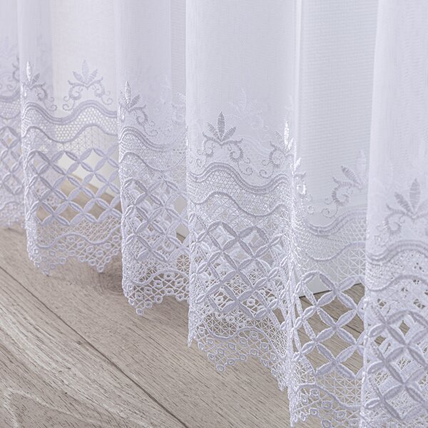 Pencil pleat voile/net curtain