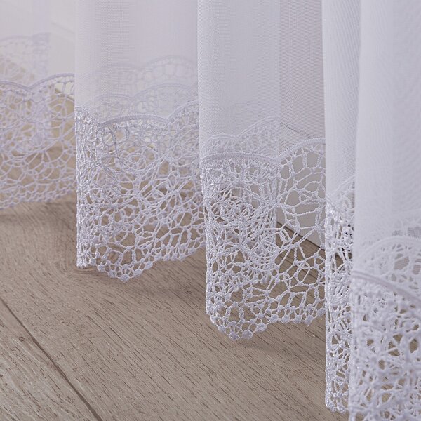 Pencil pleat voile/net curtain