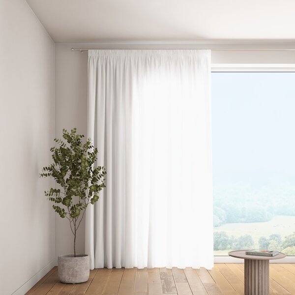Pencil pleat curtain