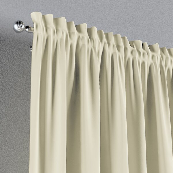 Slot and frill curtains