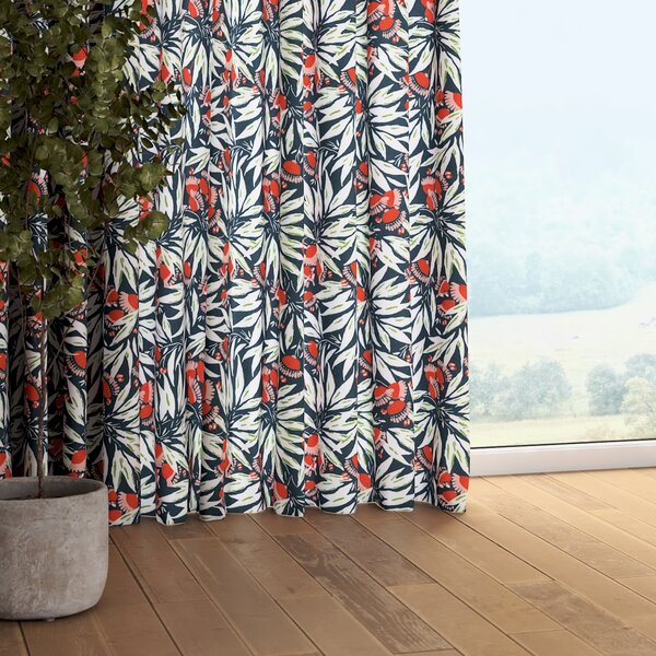 Pencil pleat curtain