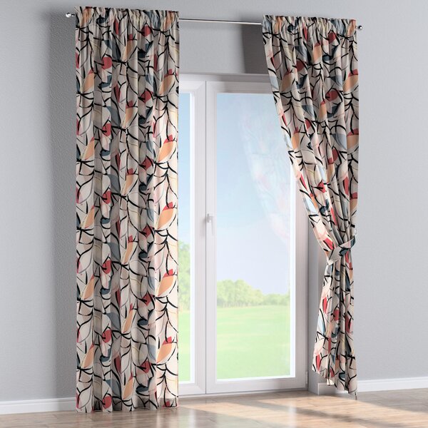 Slot and frill curtain