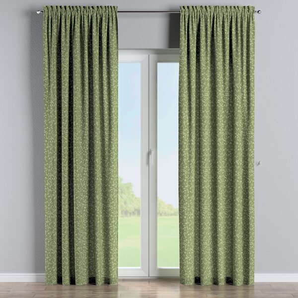 Slot and frill curtain