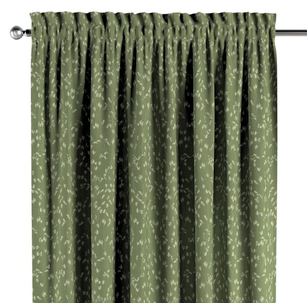 Slot and frill curtain