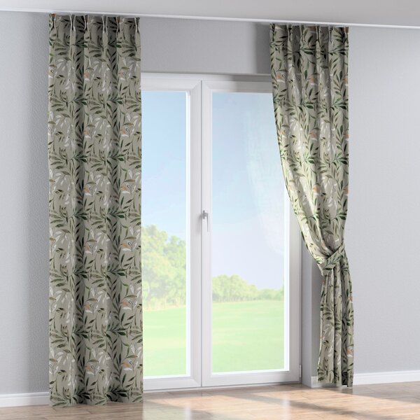 Double pinch pleat curtain