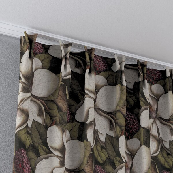 Double pinch pleat curtain