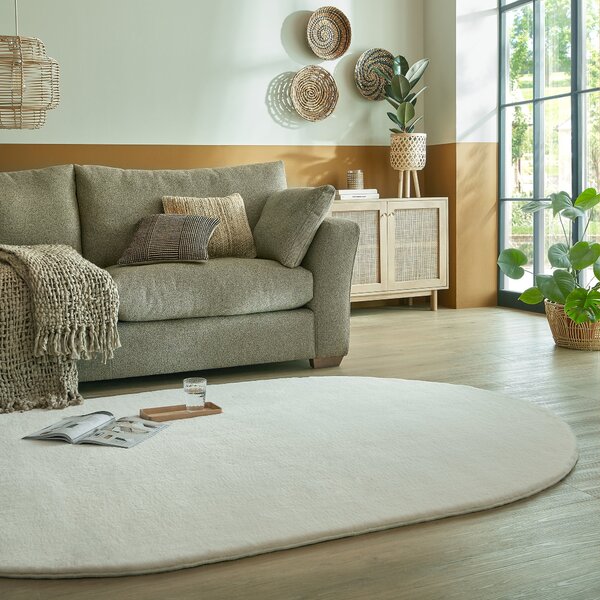 Faux Fur Supersoft Lush Oval Rug Ivory